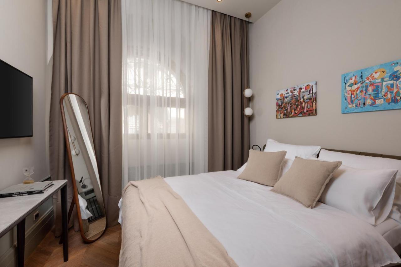 Martis Forum Heritage Hotel & Residence โปเรช ภายนอก รูปภาพ